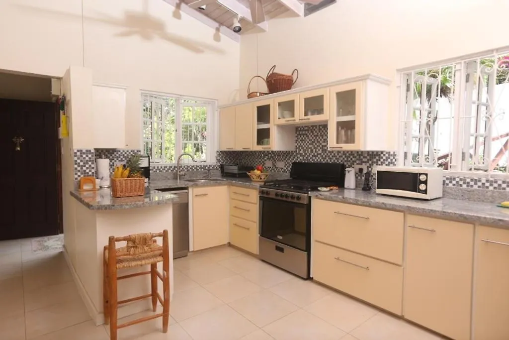 Holiday home Bella Vista 1 - 2 Bedroom Rate Home Cap Estate